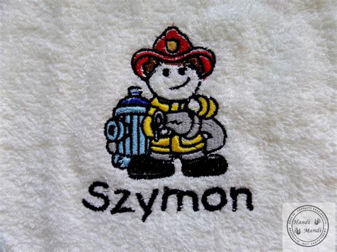 Zdjęcie przedstawiające miękki i chłonny ręcznik z motywem Strażaka Sama.