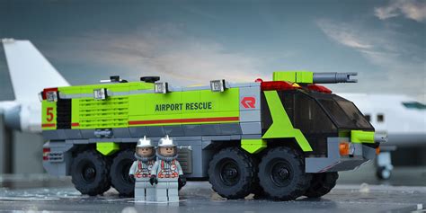 Infographic of LEGO Airport Fire Truck features and minifigures