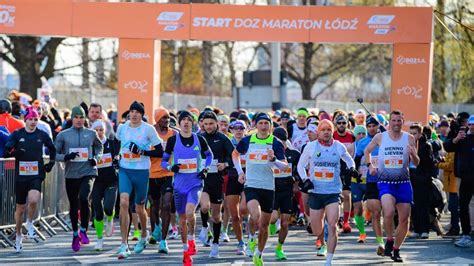 Drużyna OSP Brzeziny podczas biegu w DOZ Maratonie Łódź 2026