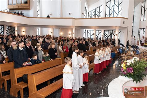 Zdjęcie Chóru Parafialnego z Łączek Kucharskich podczas występu