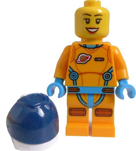 Minifigurki strażaków i figurka psa z zestawu LEGO City 60215