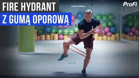 zdjęcie osoby wykonującej Fire Hydrant z gumą miniband