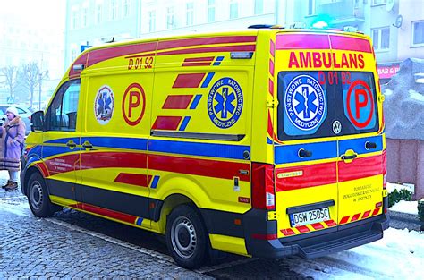 Elektryczny ambulans w akcji ratowniczej