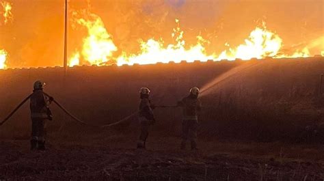 Strażacy walczący z ogniem w Czarnobylu
