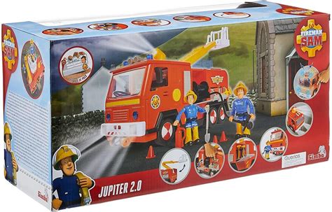 Zdjęcie otwartej remizy strażackiej Strażak Sam z widocznymi figurkami i akcesoriami.