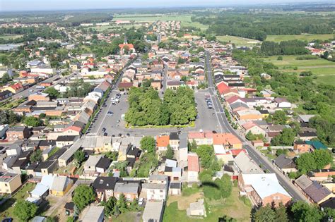 Zdjęcie historycznej księgi pamiątkowej OSP Zagórów z widocznymi zdobieniami i podpisami