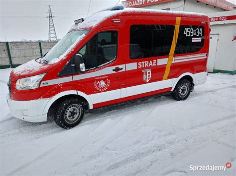 Zdjęcie nowego samochodu ratowniczo-gaśniczego Ford Transit Kombi dla OSP Radawczyk Drugi