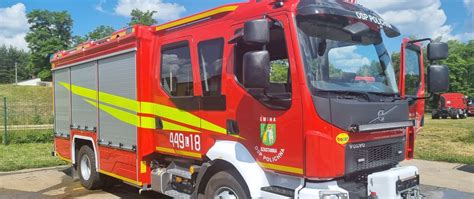 Nowy średni samochód ratowniczo-gaśniczy Ochotniczej Straży Pożarnej Dobrzec w Kaliszu