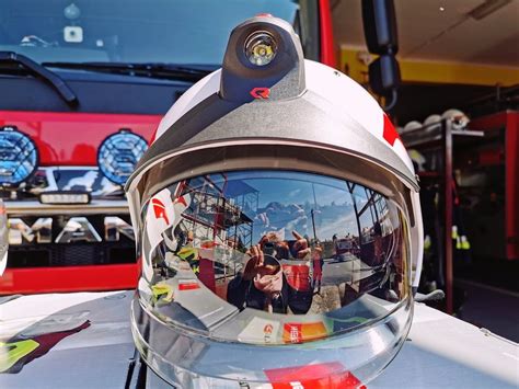 Hełmy dla strażaków OSP Dobrzec zakupione z budżetu obywatelskiego