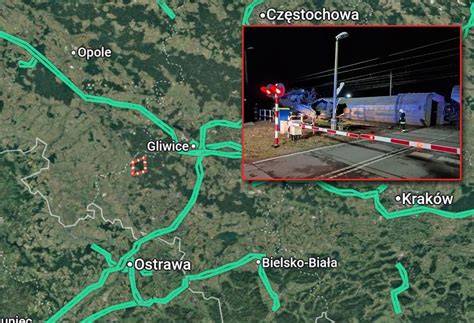 Mapa obszaru pożarzyska w Kuźni Raciborskiej z zaznaczonymi punktami zapłonu wzdłuż linii kolejowej
