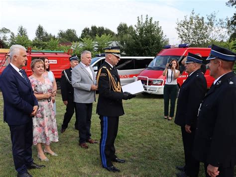 Uroczyste przekazanie samochodu OSP Przedmoście