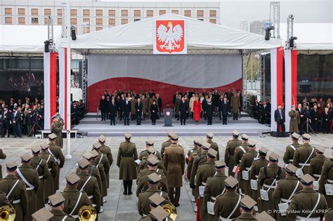 Zdjęcie z uroczystości obchodów Narodowego Święta Niepodległości w Komendzie PSP Złotów