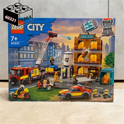 Infografika przedstawiająca porównanie aktualnej ceny LEGO 60321 z ceną katalogową oraz cenę za element