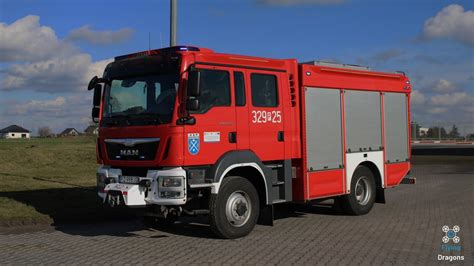 Thematic photo of a fire truck from OSP Kostrzyn during an action
