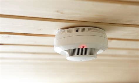 Zdjęcie inteligentnej czujki dymu