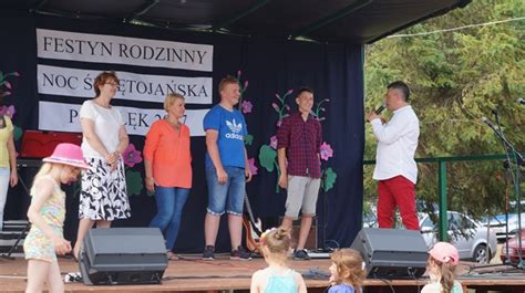 zdjęcie z festynu rodzinnego lub zawodów sportowych organizowanych przez OSP