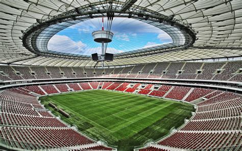 Widok panoramiczny stadionu PGE Narodowy z zewnątrz