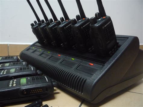 Sprzęt komunikacyjny OSP (radiotelefony, radiostacje, ładowarki)