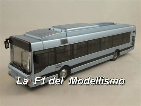 Autobus Irisbus Iveco Cityclass z widocznymi zbiornikami CNG
