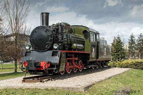 Stara lokomotywa wąskotorowa Px48 lub Lyd1
