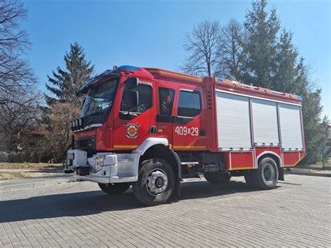 Wóz strażacki OSP w akcji