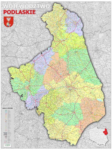 Mapa województwa podlaskiego z zaznaczonymi miejscami pożarów, infografika o liczbie interwencji.
