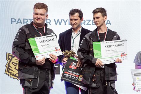 zdjęcie Krystiana Koseli lub innego zwycięzcy w kategorii zawodowców