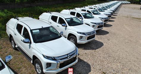 Flota samochodów Mitsubishi L200 dla Straży Ochrony Kolei