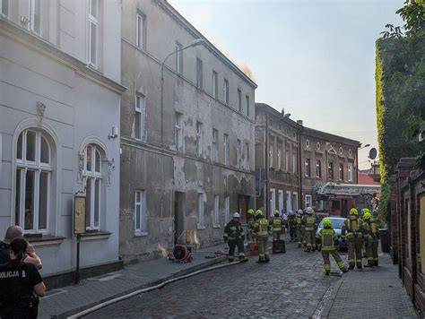 Zdjęcie kamienicy-pustostanu przy ul. Wawrzyniaka w Śremie