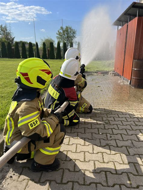 Zdjęcie zestawu oznaczeń funkcyjnych dla strażaków