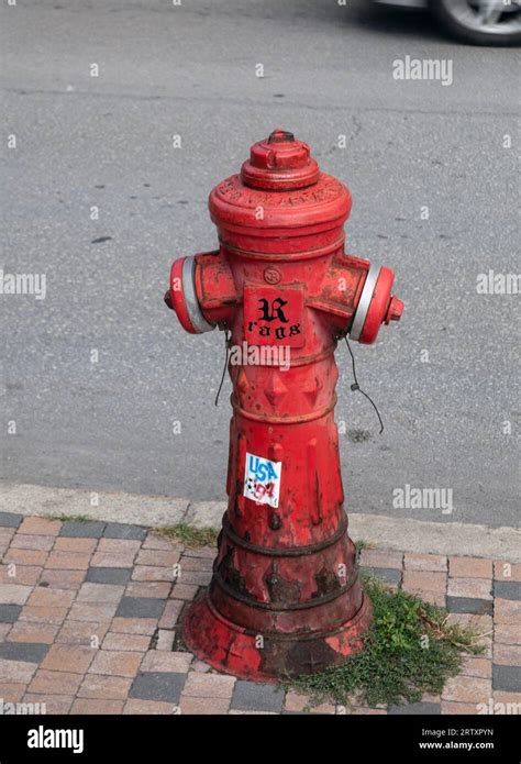 Thematic photo of a fire hydrant on a street