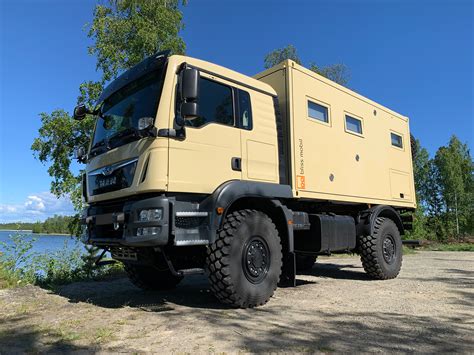 schematyczne przedstawienie zabudowy nadwozia pożarniczego na ramie MAN 13.290 TGM 4x4