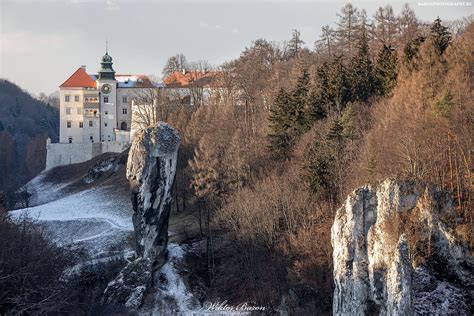Zamek w Pieskowej Skale w płomieniach - historyczna ilustracja pożaru