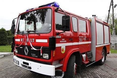 zdjęcie przedstawiające siedzibę OSP Rzuchów lub strażaków OSP Rzuchów w trakcie działań prewencyjnych