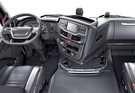 Wnętrze kabiny Iveco EuroCargo z panelem sterowania