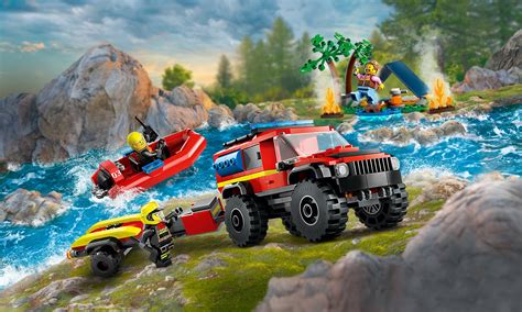 Blaze w postaci monster trucka oraz jako wóz strażacki z działkiem wodnym