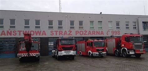 Konwój ciężarówek i busów z pomocą humanitarną dla powodzian