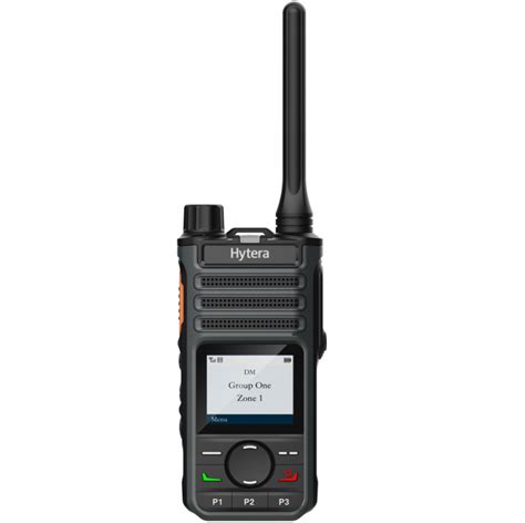 Radiotelefon nasobny w dłoni strażaka