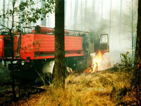 Zdjęcie obszaru dotkniętego pożarem w Kuźni Raciborskiej po katastrofie