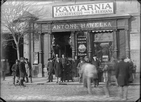 Archiwalne zdjęcie orkiestry zakładowej z 1895 roku