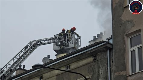 Zdjęcie kamienicy przy Radwańskiej 48 po tragicznym pożarze
