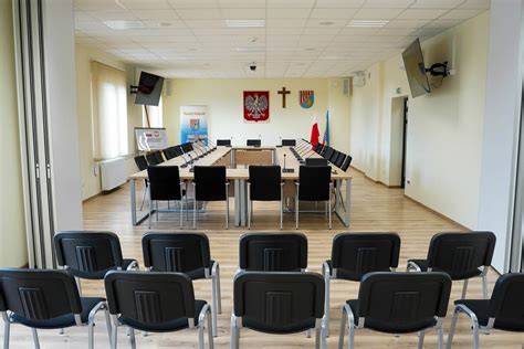 Zdjęcie przedstawiające salę konferencyjną podczas spotkania informacyjnego