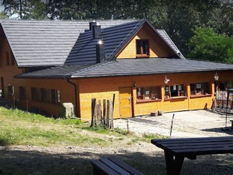 Schronisko na Hrobaczej Łące przed pożarem (zdjęcie archiwalne)