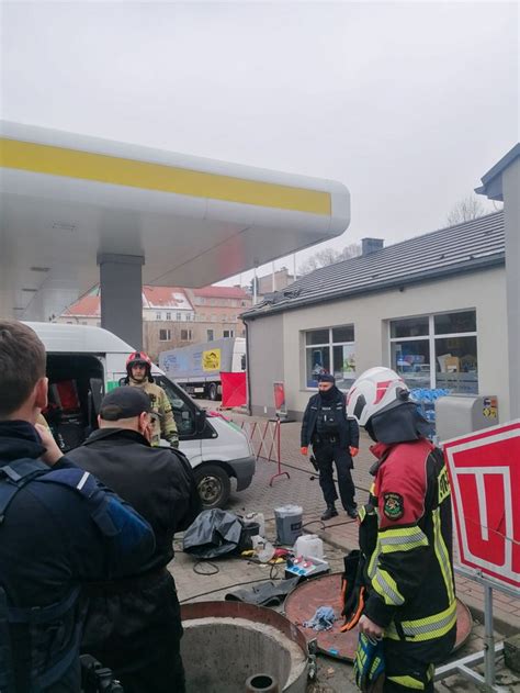 zdjęcie centrum dystrybucji paliw po wybuchu