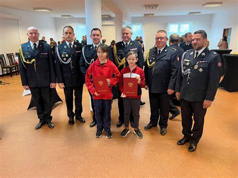 Mapa lub schemat idealnej bazy obozowej dla Młodzieżowych Drużyn Pożarniczych