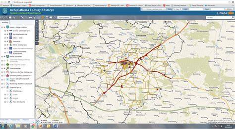 Mapa lokalizacyjna Kostrzyna nad Odrą ze wskazaniem terenów festiwalowych i nabrzeży rzecznych