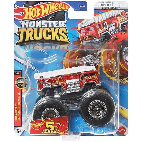 Zdjęcie zestawu klocków Hot Wheels Monster Trucks 5-alarm z gotowym wozem strażackim i figurkami