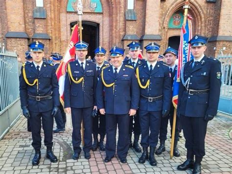 Zdjęcie nowoczesnej remizy OSP Stare Babice przy ul. Wieruchowskiej 5