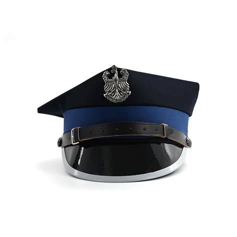 Schemat budowy czapki rogatywki OSP: daszek, otok, denko, emblemat OSP, galon i srebrne okucie.