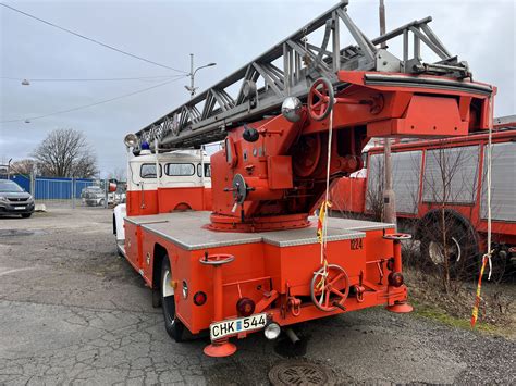 Zdjęcie zabytkowego wozu strażackiego Magirus Deutz Mercur